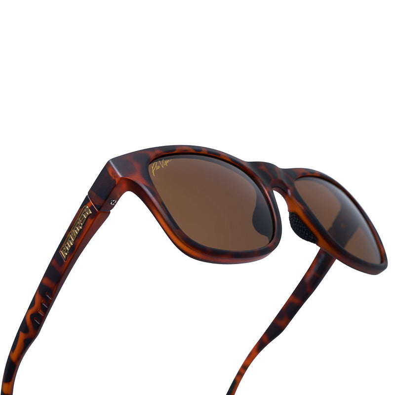 / HDPV Polarized Brown | im_ready_for_my_closeup.JPG | The Landlocked Highball, polarized sunglasses from Pit Viper
