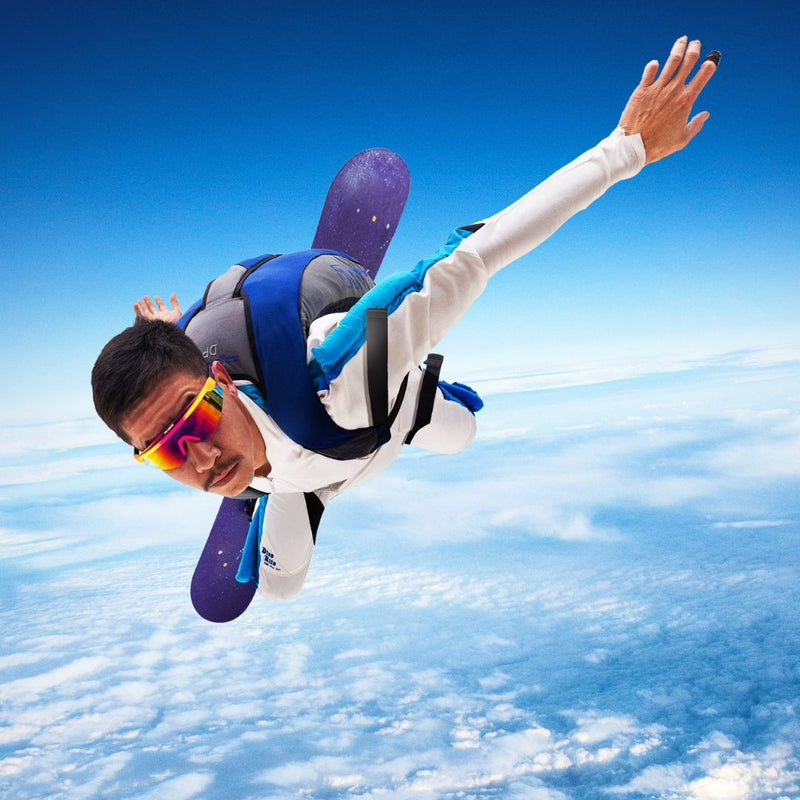 / Polarized Pink-Purple | photo_of_person.JPG | The Italo Skysurfer with a polarized Pink-Purple wide lens from Pit Viper