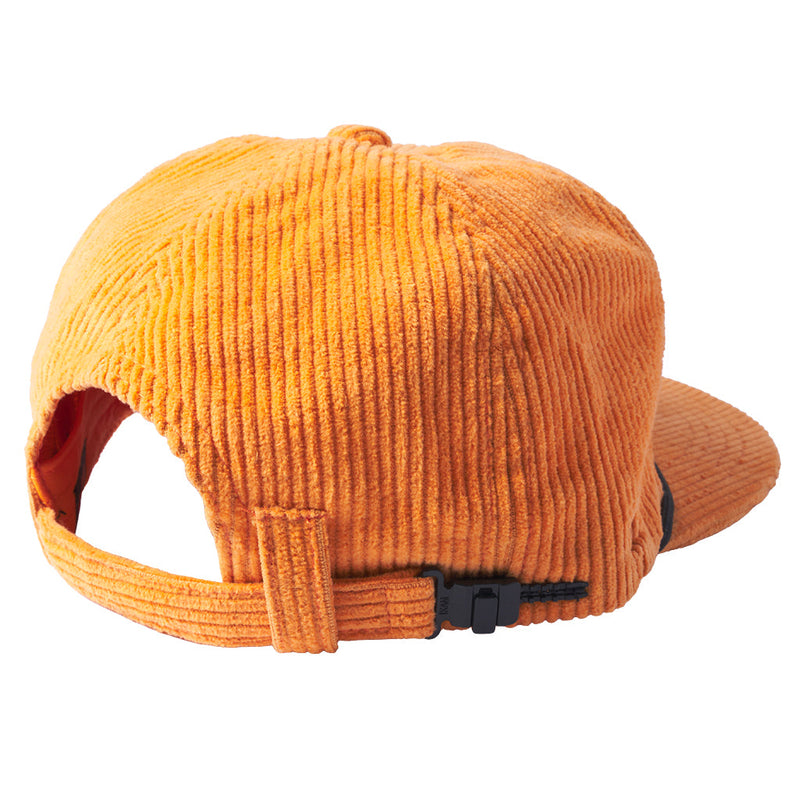 | it_the_back.JPG | Surge Groomer, headwear from Pit Viper