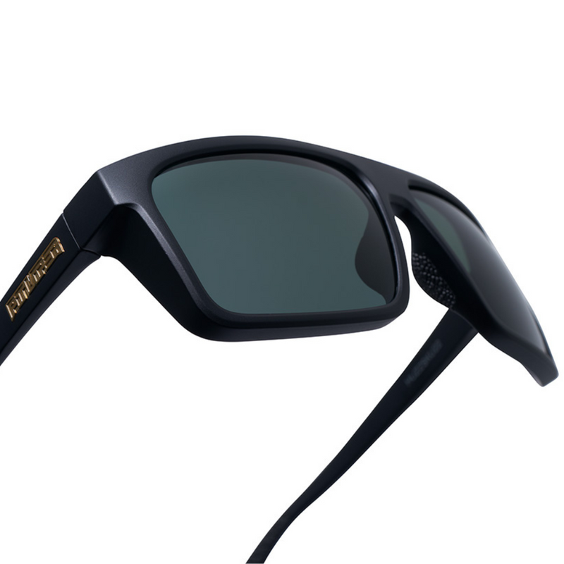 / HDPV Polarized Smoke | im_ready_for_my_closeup.JPG | The Exec Turboshaft, polarized sunglasses from Pit Viper
